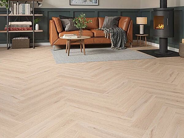 Lusk Oak 8mm Herringbone SPC Click