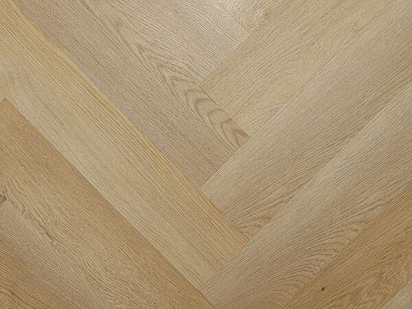 Golden Oak Premium Herringbone 6.0 SPC Click
