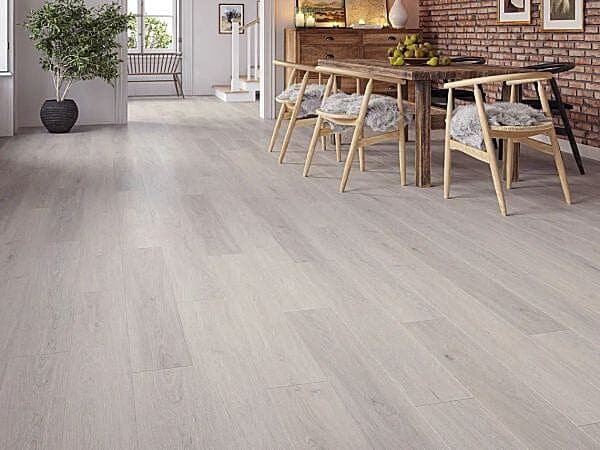 Barafundle Oak 6.5mm SPC Click