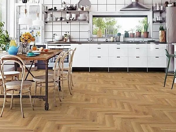 Tuscan Oak 8mm Herringbone