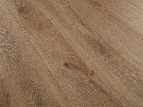 Prime Oak Nature 10mm Laminate