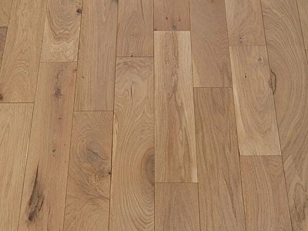 Invisible Oak 10mm x 125mm Brushed & Matt Lacquered Engineered Oak
