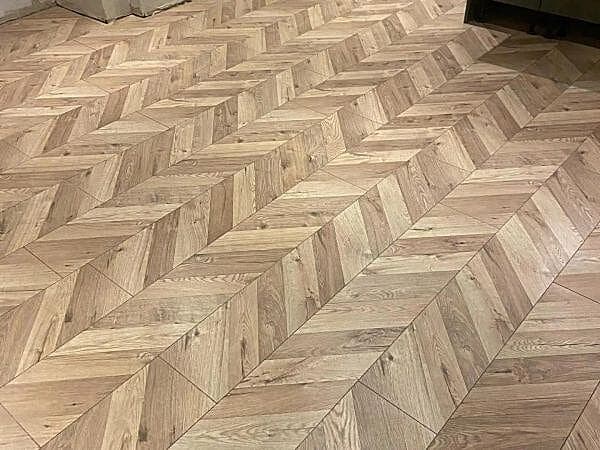 Medieval Oak Chevron 8mm Laminate