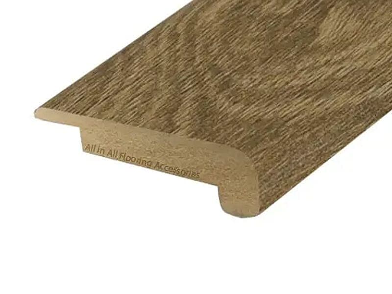 Old Oak Stair Nosing 0.9m