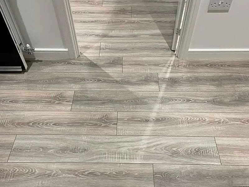 Ashen Grey Oak Water Resistant 8mm