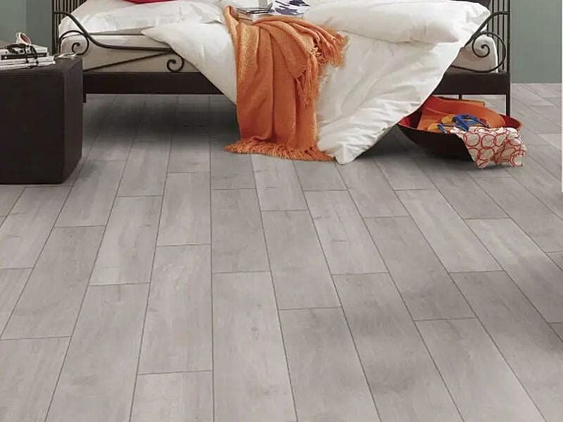 Whitewash Grey Oak 12mm Laminate Flooring