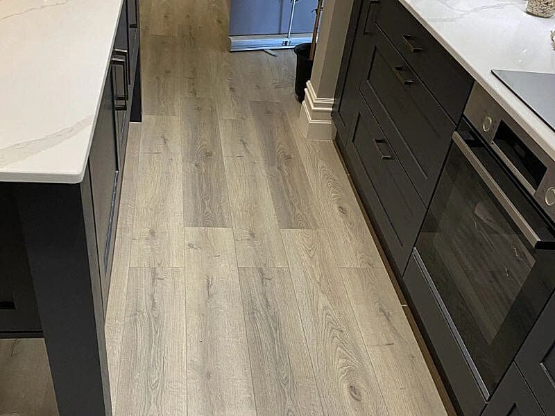 Greek Oak 12mm Laminate